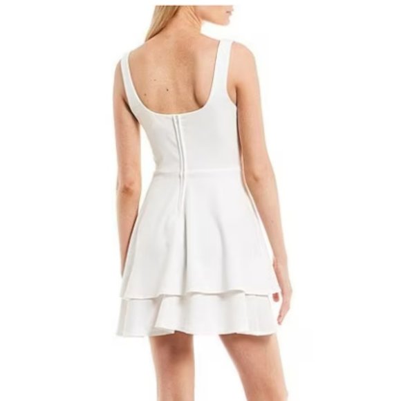 B. Darlin Corset Double Hem Fit-And-Flare Dress JUNIORS 15/16 - Picture 3 of 8